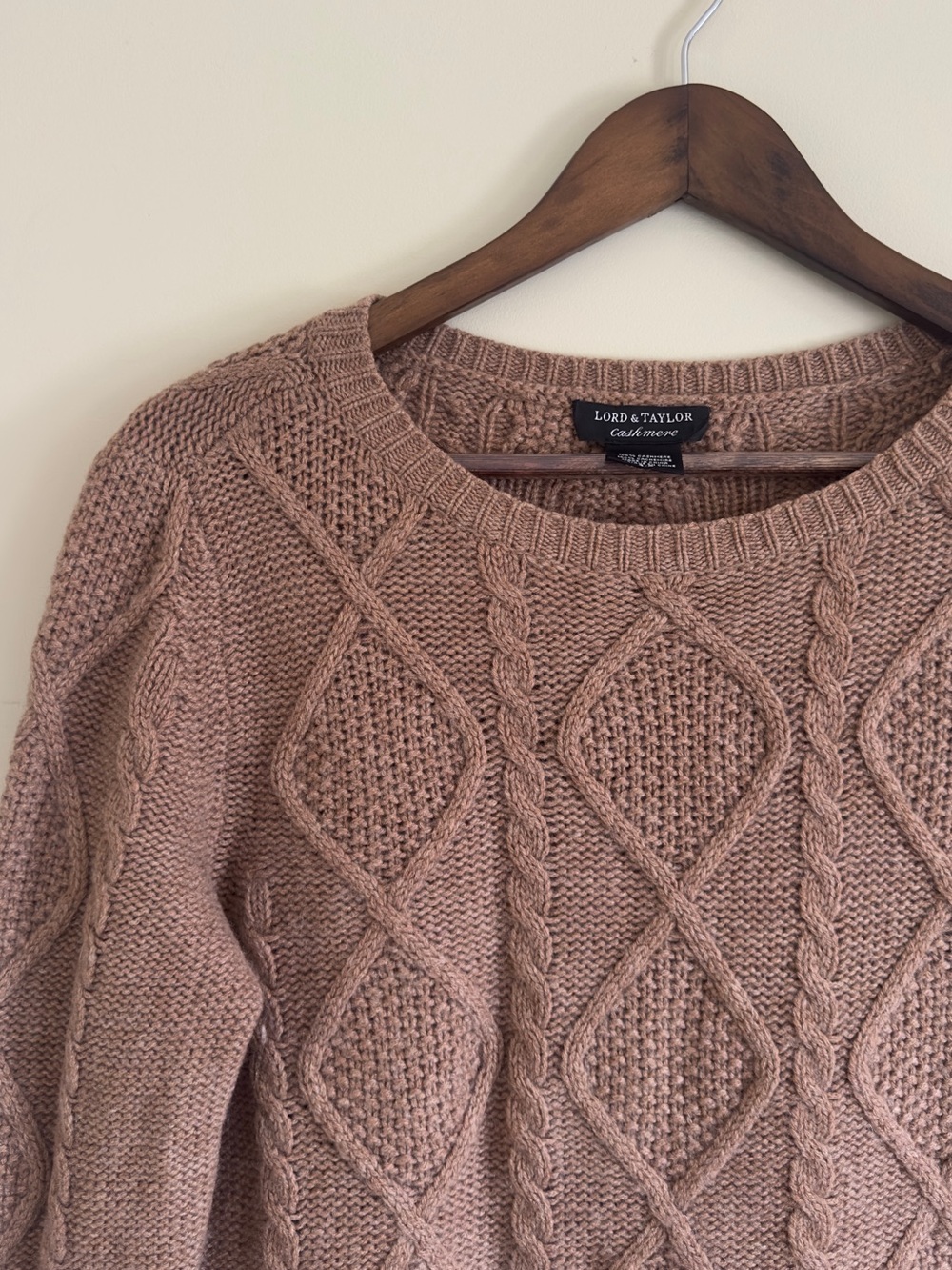 Lord & Taylor 100% Cashmere Cable Knit Sweater in Camel